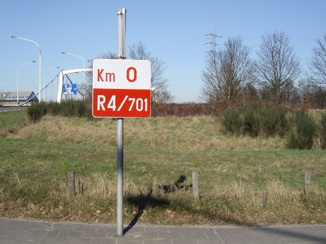 IMGP3264r4schrap701