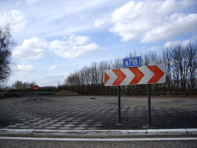 IMGP3811n718