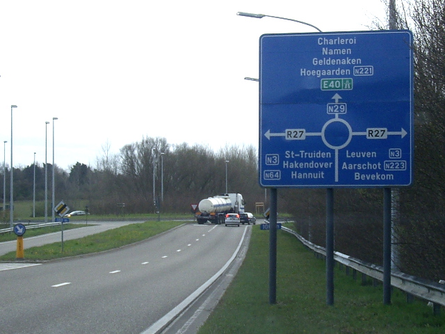 IMGP3829n29n221n3n64n223r27