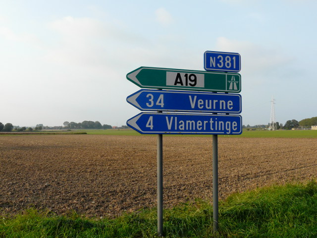 P1100075n381