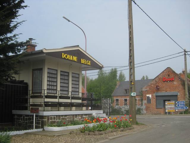 3053n555