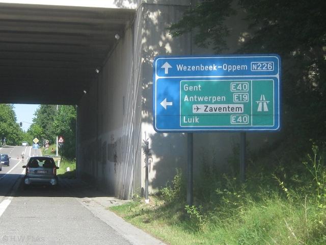 3890n226