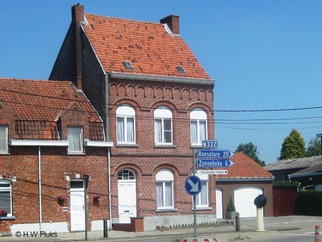 3954n332
