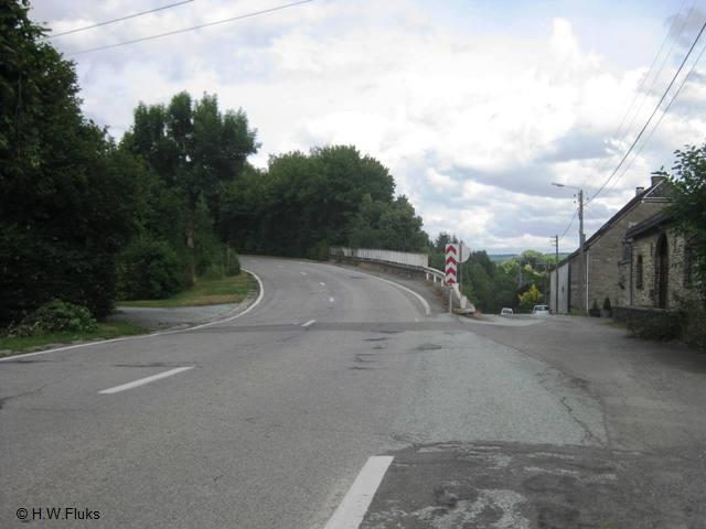 8867n4d
