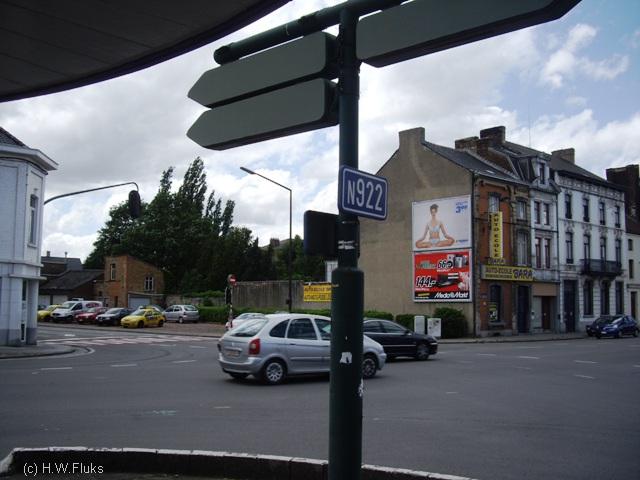 n922