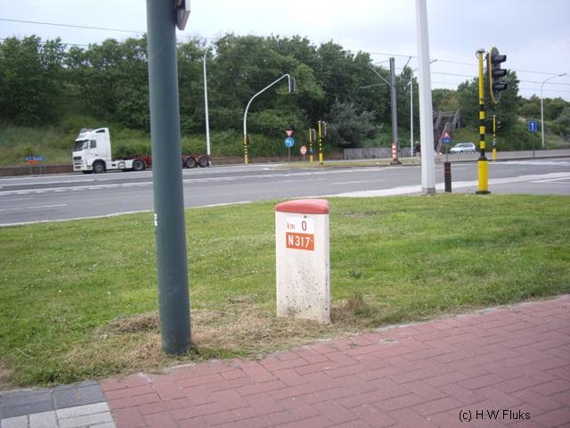 518n317