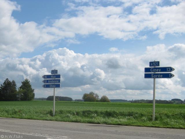 113n921