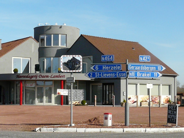 P1300848n42bn464n8