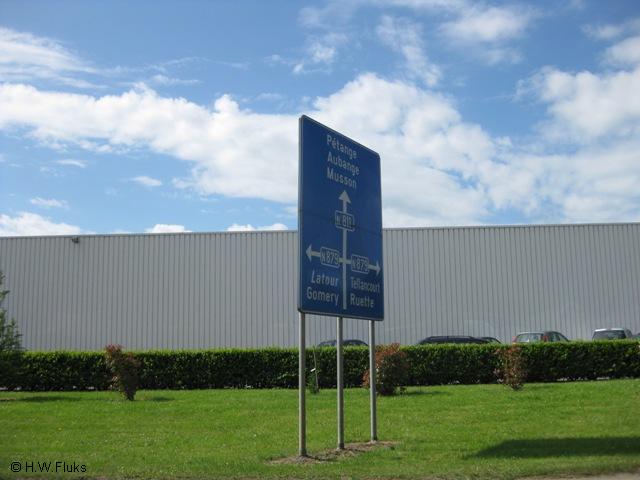 at006n811n879