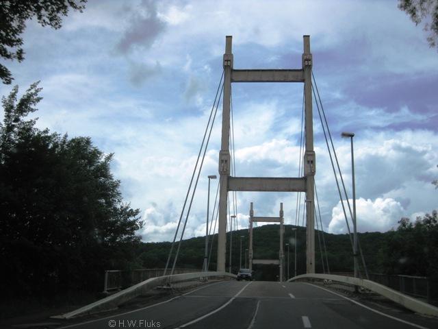 at063n909maasbrug