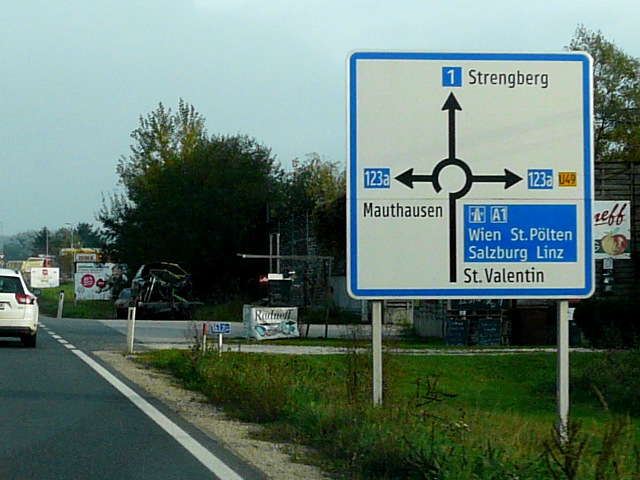 P1290293b123ab1a1