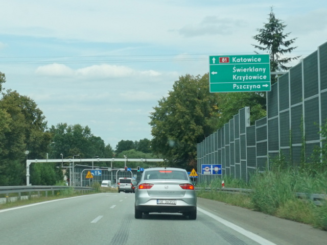 DSC01252x81