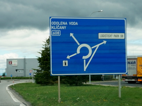 DSC01029x608