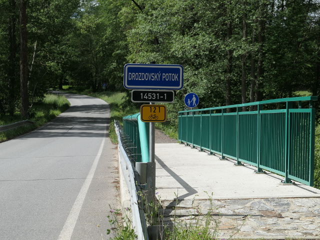 P1280229x14531voorbeeldzijweg