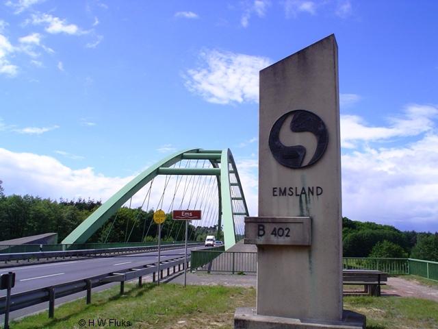 DSC01402b402