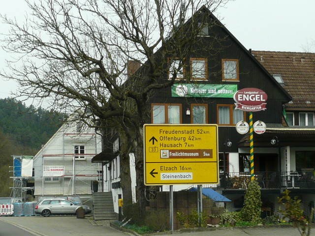 P1230731b33