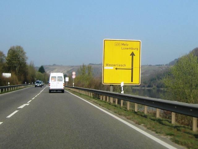 b419