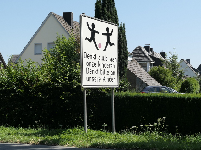 P1080343griethausendenktaub