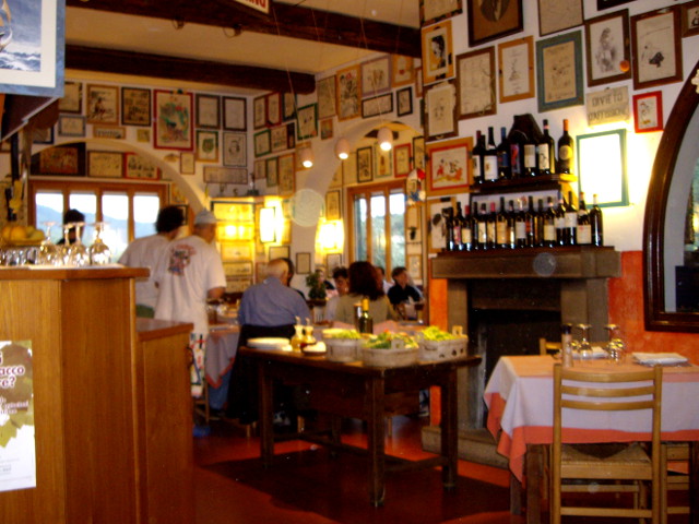IMGP0241hetrestaurantugiancu