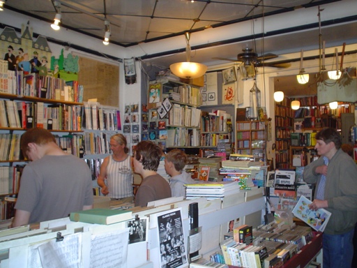 p05-03-comicshop