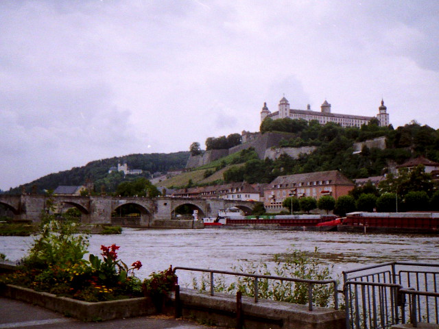 434_20150116221409_03wuerzburg