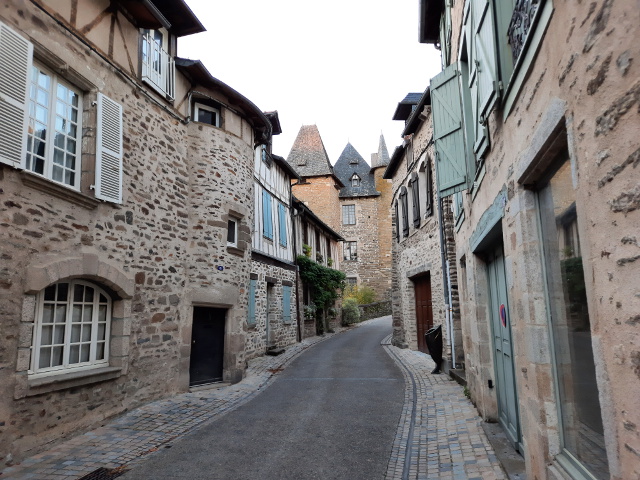 20211022_183120uzerche