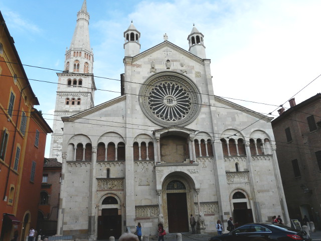 P1060865modena