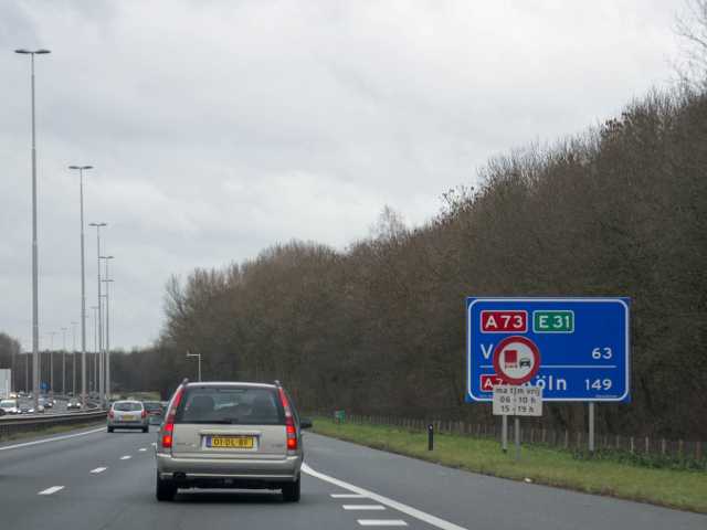 12251975783_j2014a73zx1a