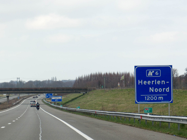 16276622463_j2015a76wx6