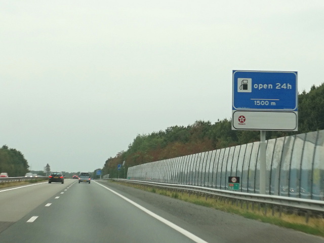 DSC03232a28zdrielander