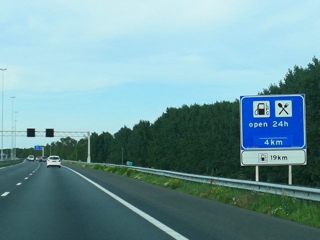 P1120572a27nx27