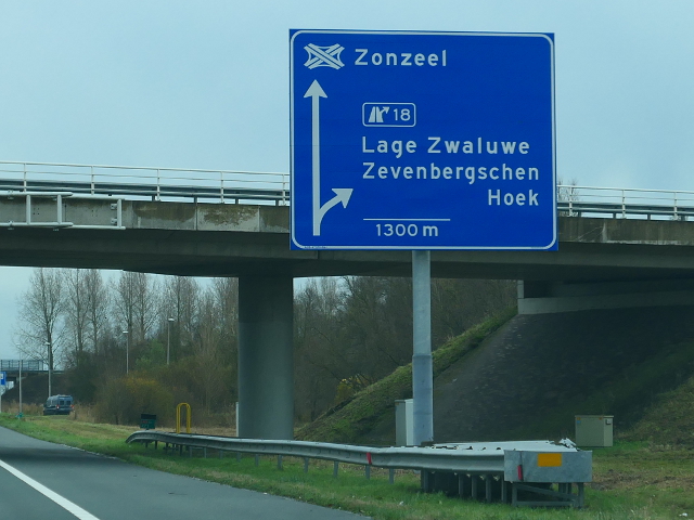 P1190794a16zx18
