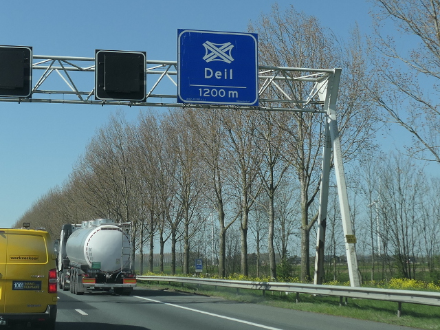 P1010724a2ndeil