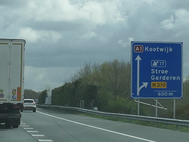 P1020512a1ox17
