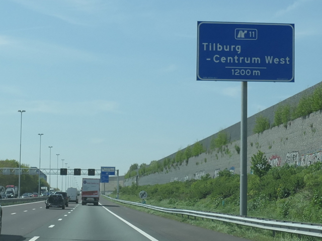 P1030461a58wx11