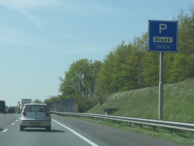 P1030465a58wblaak