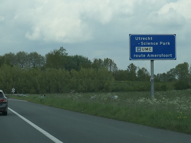 P1030845a27nlunetten