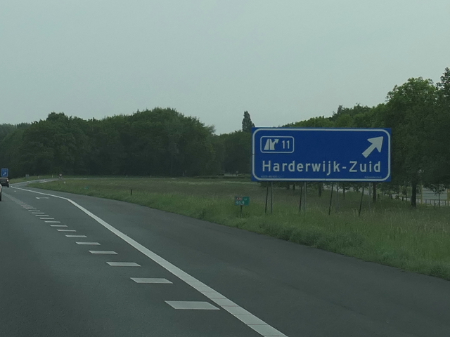 P1040908a28zx11