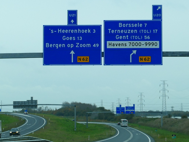 P1180336n62drieklauwen