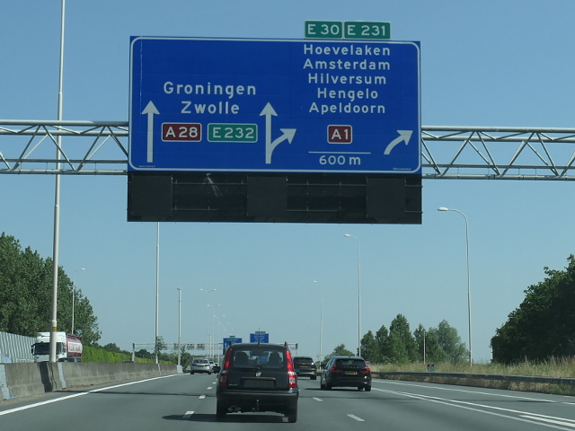 P1060494a28nhoevelaken