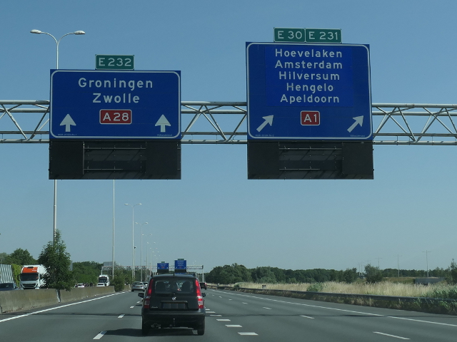 P1060496a28nhoevelaken