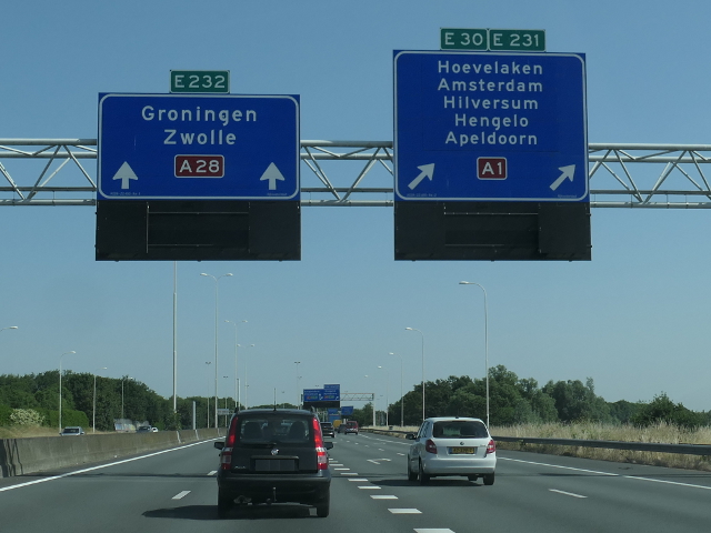 P1060497a28nhoevelaken