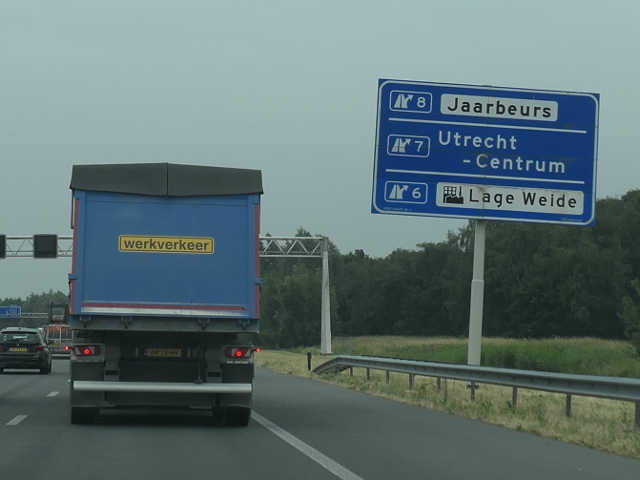 P1070709a2zx6