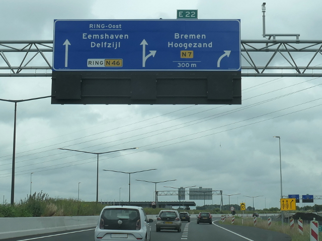 P1070820n7oeuvel300