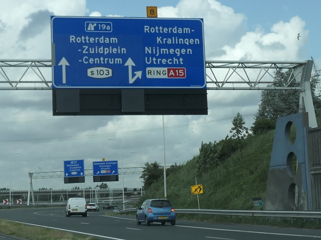 P1080225a29nvaan