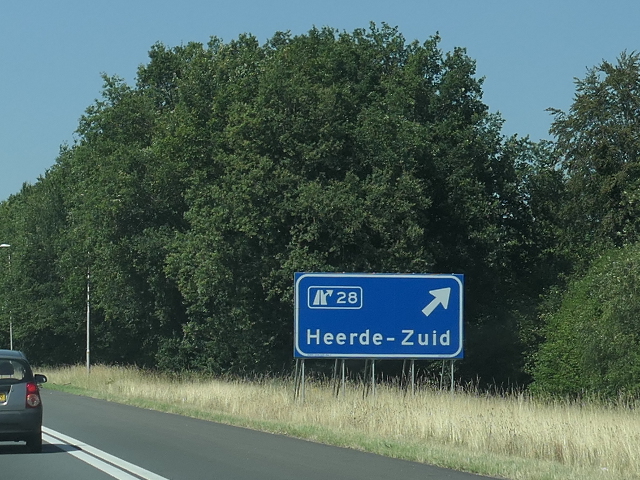 P1080422a50nx28