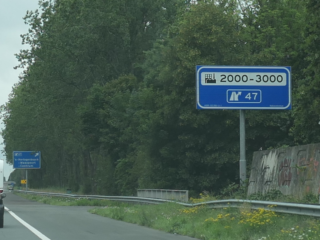 P1090971a59wx47