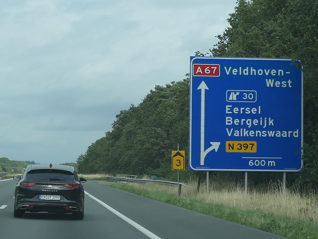P1100026a67ox30