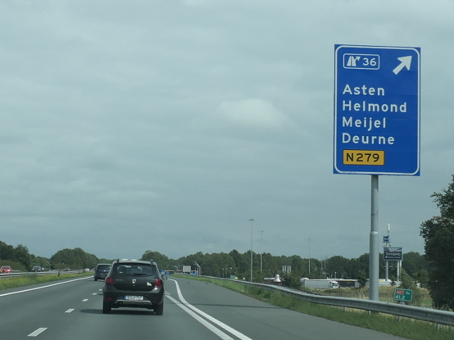 P1100062a67ox36