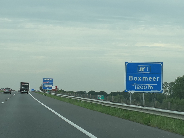 P1110320a77wx1